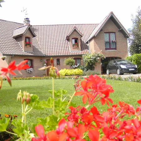 Au Fil De L'eau Bed & Breakfast